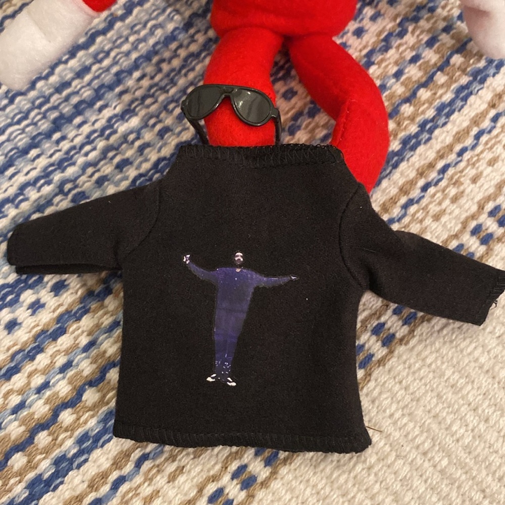 Snoop Dog themed Plush Doll with accesories - Picture 3 of 4